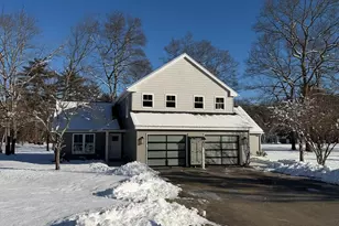 32 Barracks Rd, Hudson, MA 01749 - Photo 1