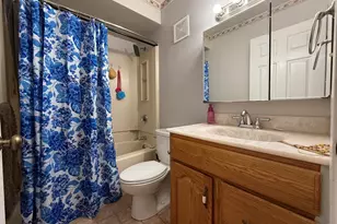 4975 Washington St, Boston, MA 02132 - Photo 9