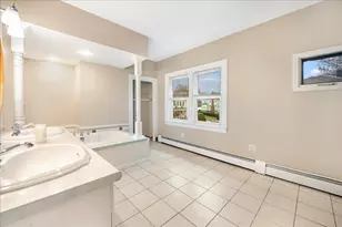 1073 New Boston Rd, Fall River, MA 02720 - Photo 21