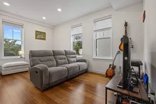 44 W Eagle St, Boston, MA 02128 - Photo 13