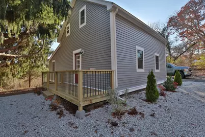 25 Center Hill Rd, Plymouth, MA 02360 - Photo 1