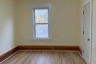 10 Holland Rd, Worcester, MA 01603 - Photo 9