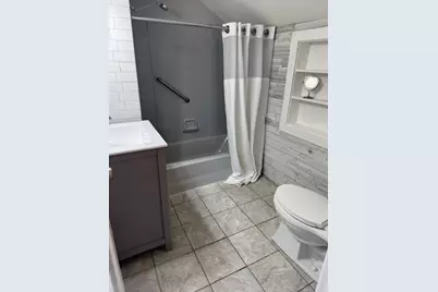 140 Sycamore Street, Holyoke, MA 01040 - Photo 13