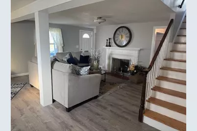 140 Sycamore Street, Holyoke, MA 01040 - Photo 5