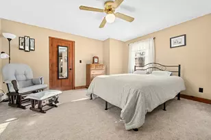 94 South Oxford St, Millbury, MA 01527 - Photo 9