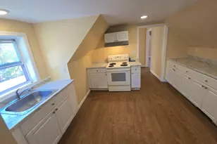 210 County St, Taunton, MA 02780 - Photo 5