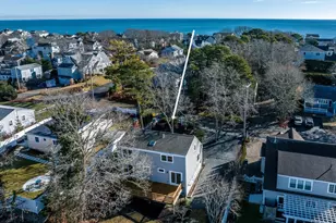 71 Shore Dr, Mashpee, MA 02649 - Photo 27