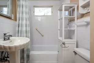 71 Shore Dr, Mashpee, MA 02649 - Photo 15