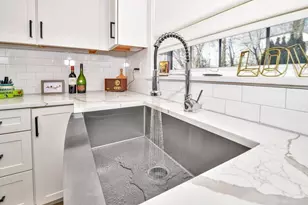 54 Williams Ave, Boston, MA 02136 - Photo 15