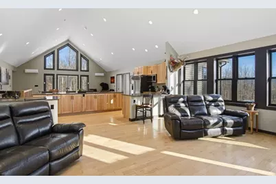 221 Bailey Rd, Lanesborough, MA 01237 - Photo 9