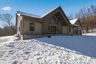 221 Bailey Rd, Lanesborough, MA 01237 - Photo 3