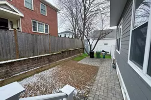 30 Harrington St, Watertown, MA 02472 - Photo 17