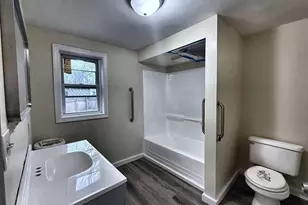 30-32 Stanley, Lowell, MA 01850 - Photo 7