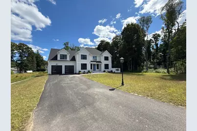 14 Earle Stewart Ln, Wrentham, MA 02093 - Photo 3