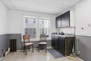 17 Fairbanks St, Worcester, MA 01610 - Photo 5