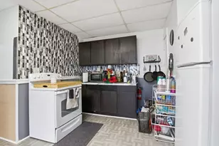 17 Fairbanks St, Worcester, MA 01610 - Photo 7