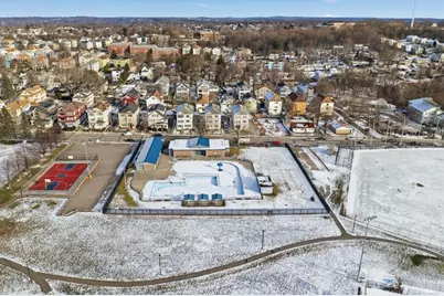 17 Fairbanks St, Worcester, MA 01610 - Photo 35