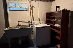 396 Wellesley Ave, Wellesley, MA 02481 - Photo 9