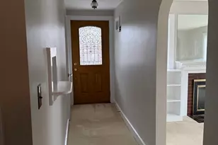 396 Wellesley Ave, Wellesley, MA 02481 - Photo 3