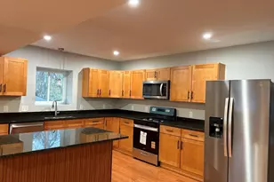 184 Avenue C, Woonsocket, RI 02895 - Photo 3