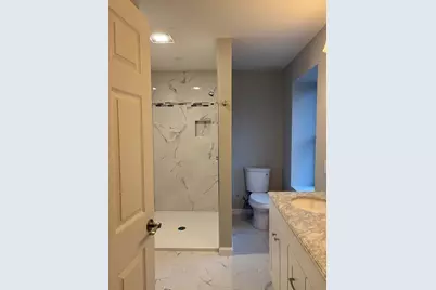 184 Avenue C #S6, Woonsocket, RI 02895 - Photo 9