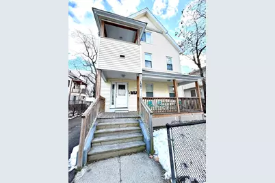 107 Tyler St, Springfield, MA 01109 - Photo 3