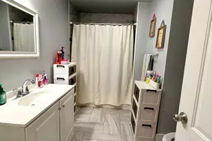 107 Tyler St, Springfield, MA 01109 - Photo 15