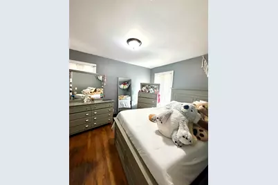 107 Tyler St, Springfield, MA 01109 - Photo 33