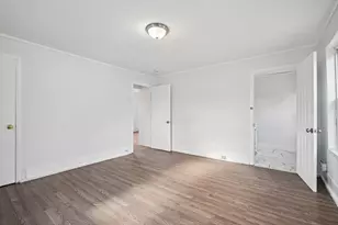 43 Pleasant St, Fitchburg, MA 01420 - Photo 9