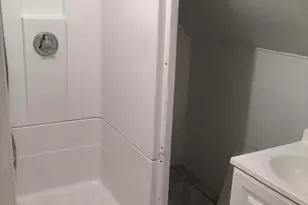 21 Pleasant St, Upton, MA 01568 - Photo 15