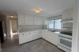 32 Glenellen Rd, Boston, MA 02132 - Photo 7