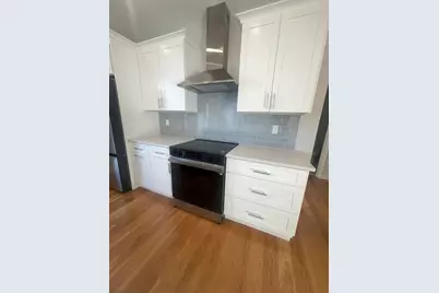 267 Old Colony Ave #414, Boston, MA 02127 - Photo 5