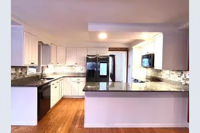 22 Berkshire St, Fitchburg, MA 01420 - Photo 11