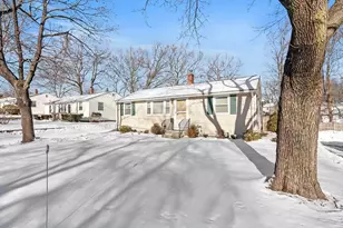 202 Florence St, Leominster, MA 01453 - Photo 37