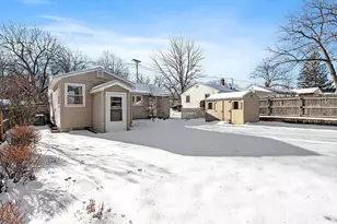 202 Florence St, Leominster, MA 01453 - Photo 39