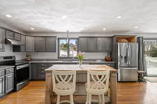 17 Butler Ave, Manchester by the Sea, MA 01944 - Photo 9