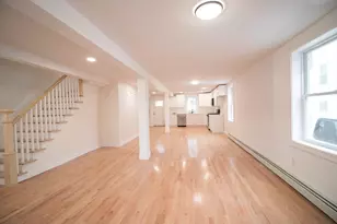 54 Willow St, Lowell, MA 01852 - Photo 3