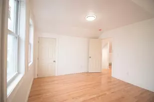 54 Willow St, Lowell, MA 01852 - Photo 11