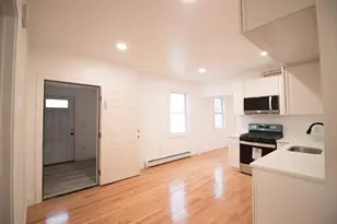 58 Willow St, Lowell, MA 01852 - Photo 3