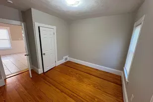 83 Swan St, Everett, MA 02149 - Photo 5