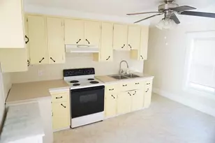 76 4th Ave, Lowell, MA 01854 - Photo 3