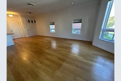 629 Hammond #E201, Brookline, MA 02467 - Photo 3