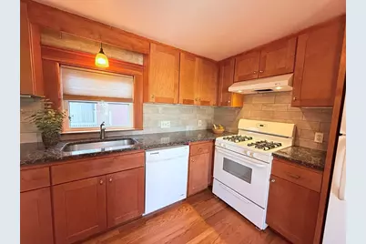 214 Spring St #2, Boston, MA 02132 - Photo 3