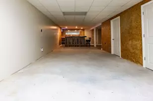 475 Ludlow St, Fall River, MA 02721 - Photo 21