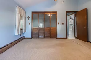 475 Ludlow St, Fall River, MA 02721 - Photo 17