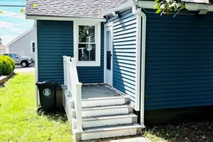 21 Hillside Ave, Swansea, MA 02777 - Photo 3