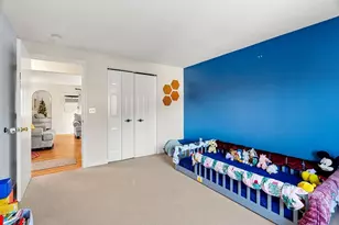 2300 Skyline Dr, Lowell, MA 01854 - Photo 13