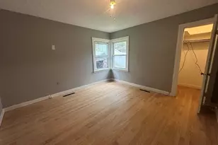 257 June St, Worcester, MA 01602 - Photo 9