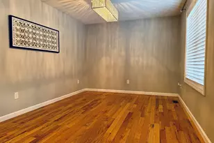 129 Quinapoxet St, Holden, MA 01522 - Photo 27