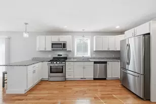 129 Quinapoxet St, Holden, MA 01522 - Photo 5